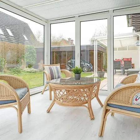 Haus Huettmann Sonnenbluete Malente